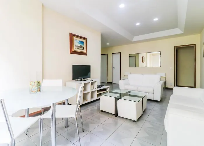 Enorme Apartamento Na Av Atlantica Rio de Janeiro